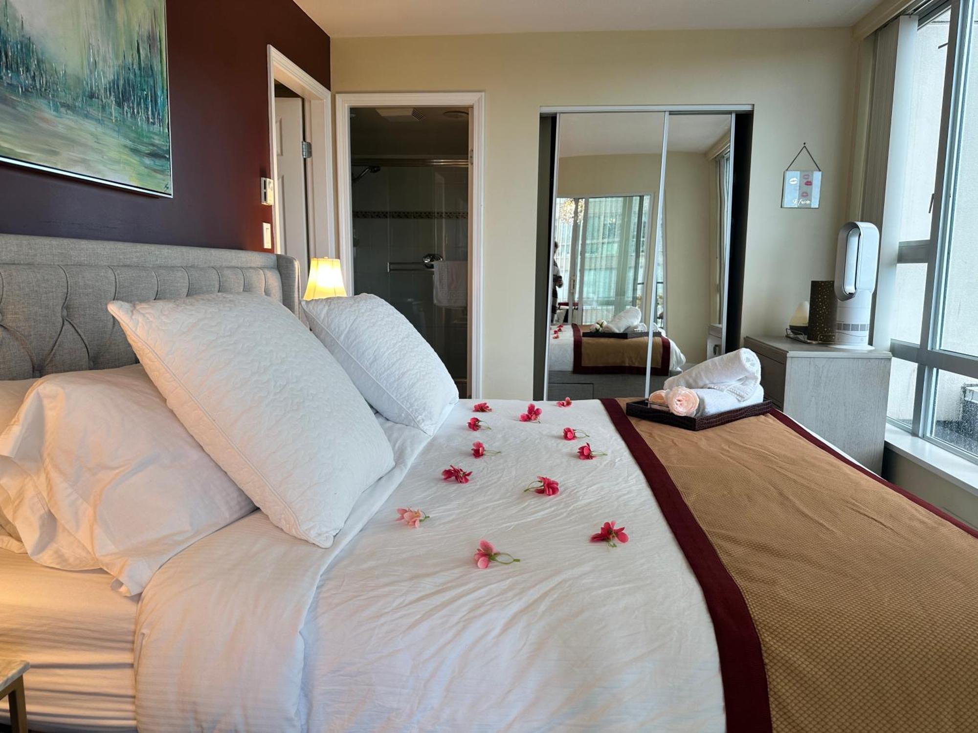 Penthouses Of Beach Ave Vancouver Esterno foto