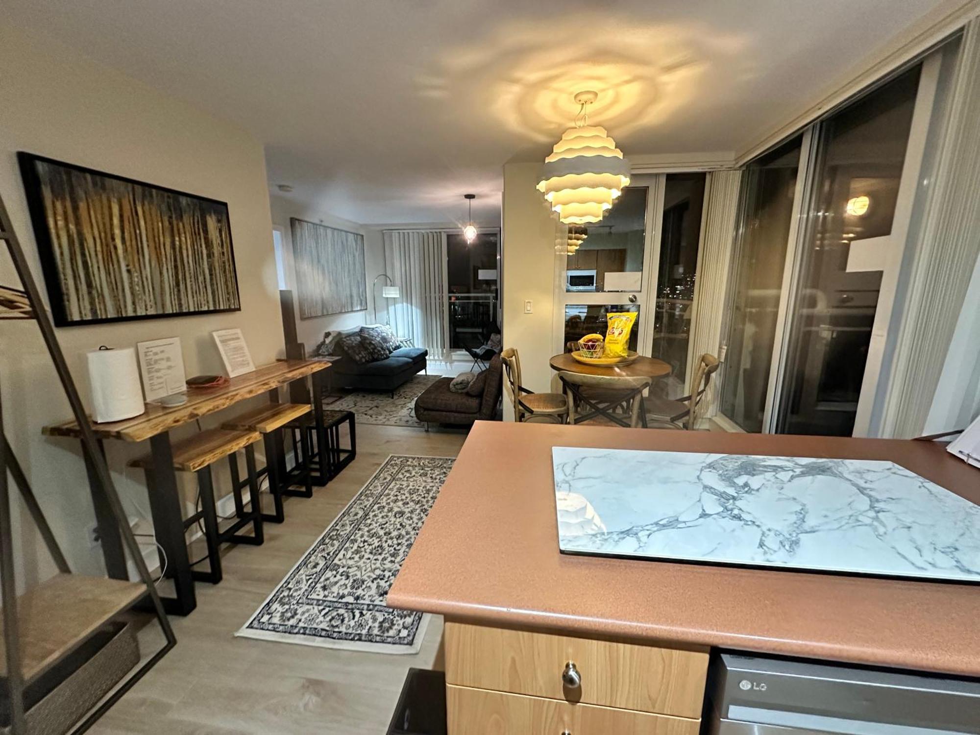 Penthouses Of Beach Ave Vancouver Esterno foto