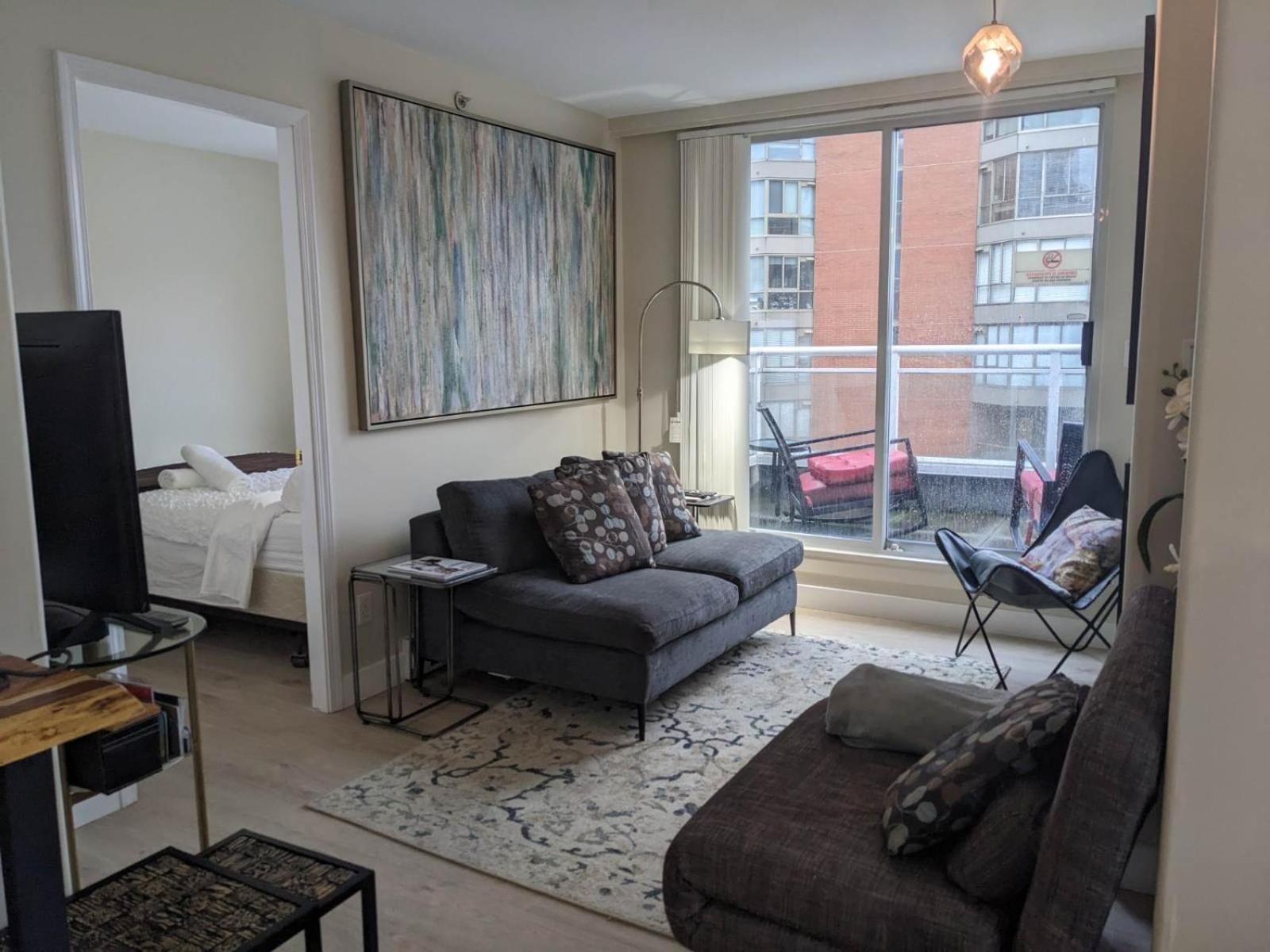 Penthouses Of Beach Ave Vancouver Esterno foto