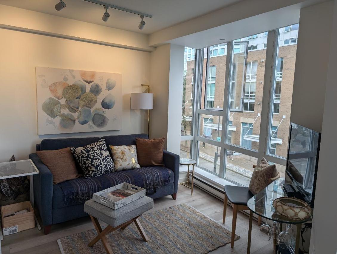 Penthouses Of Beach Ave Vancouver Esterno foto