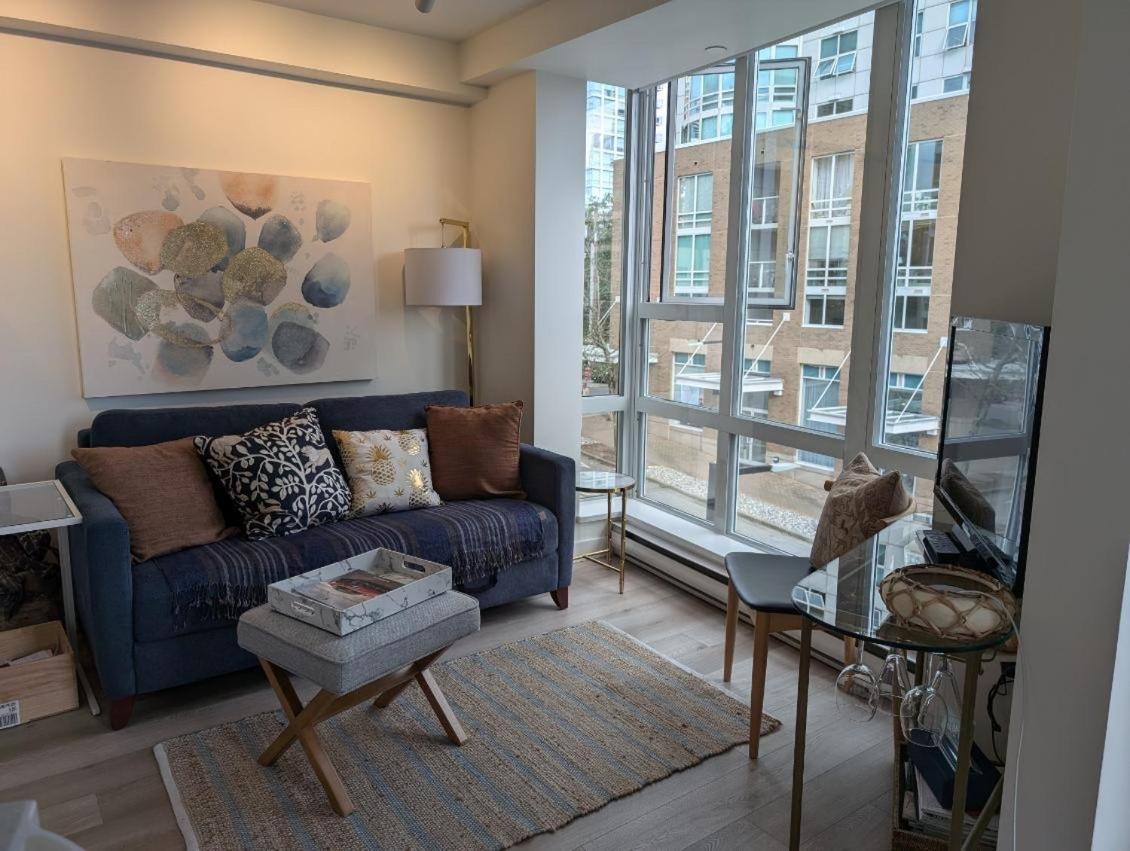 Penthouses Of Beach Ave Vancouver Esterno foto