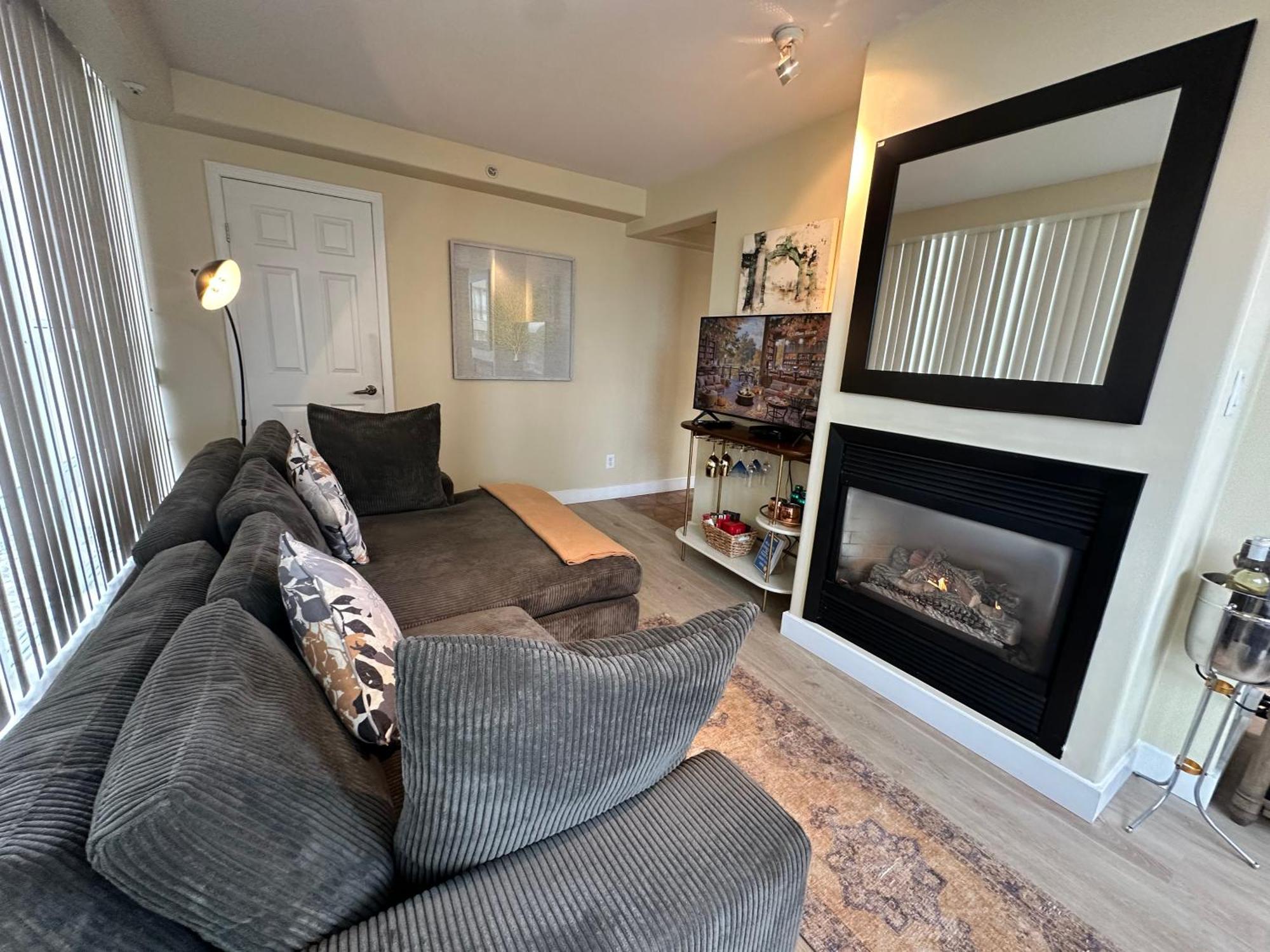 Penthouses Of Beach Ave Vancouver Esterno foto