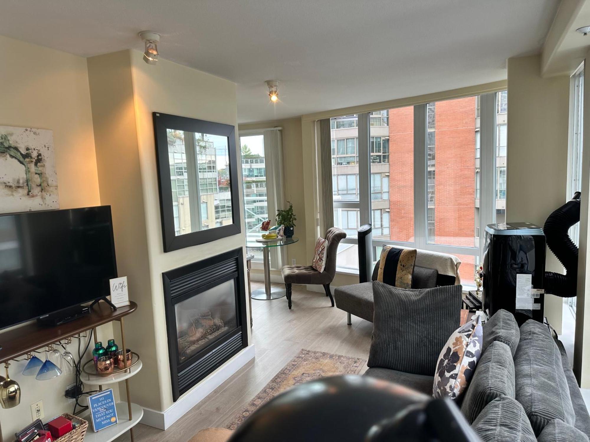 Penthouses Of Beach Ave Vancouver Esterno foto