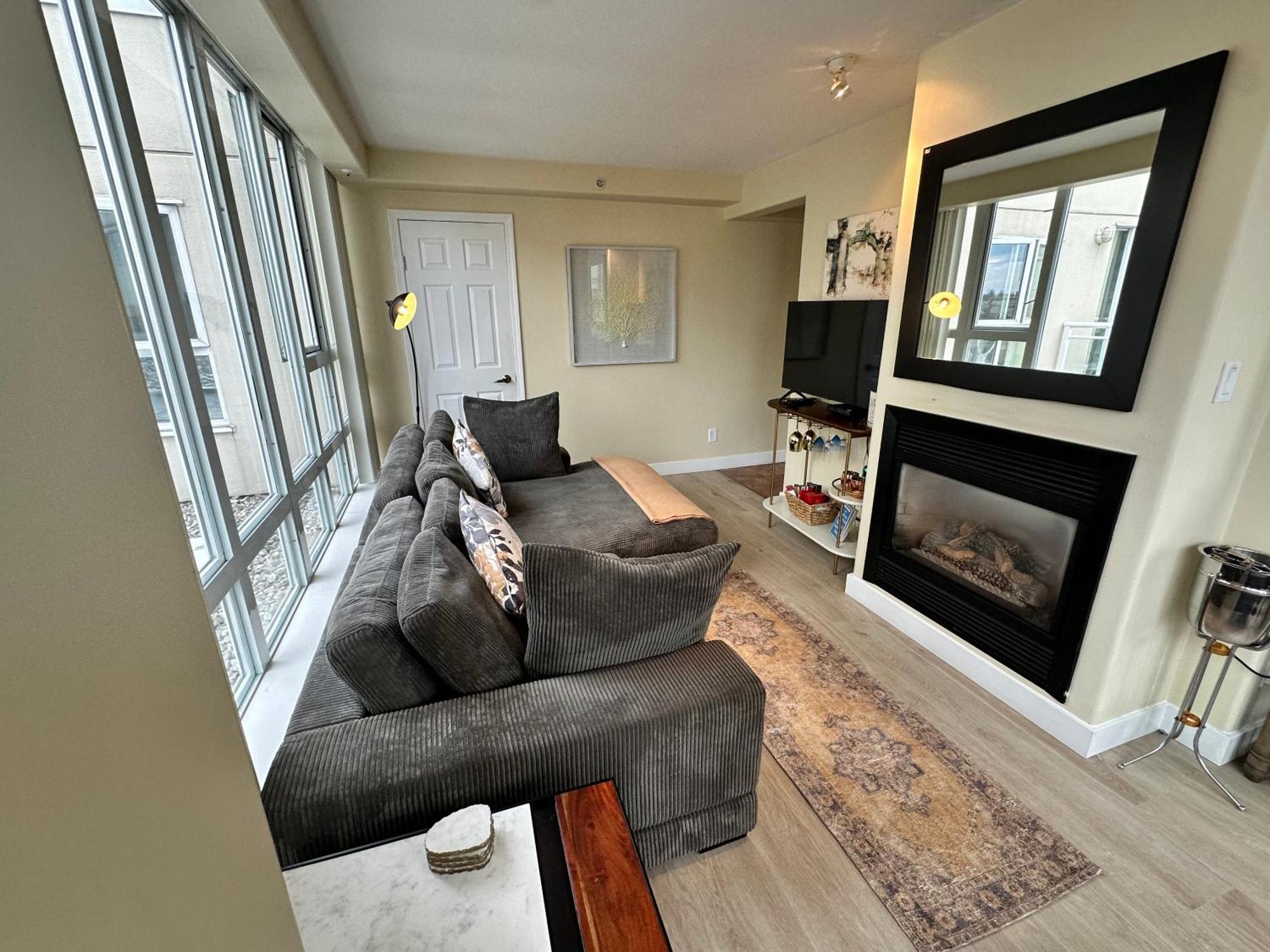 Penthouses Of Beach Ave Vancouver Esterno foto